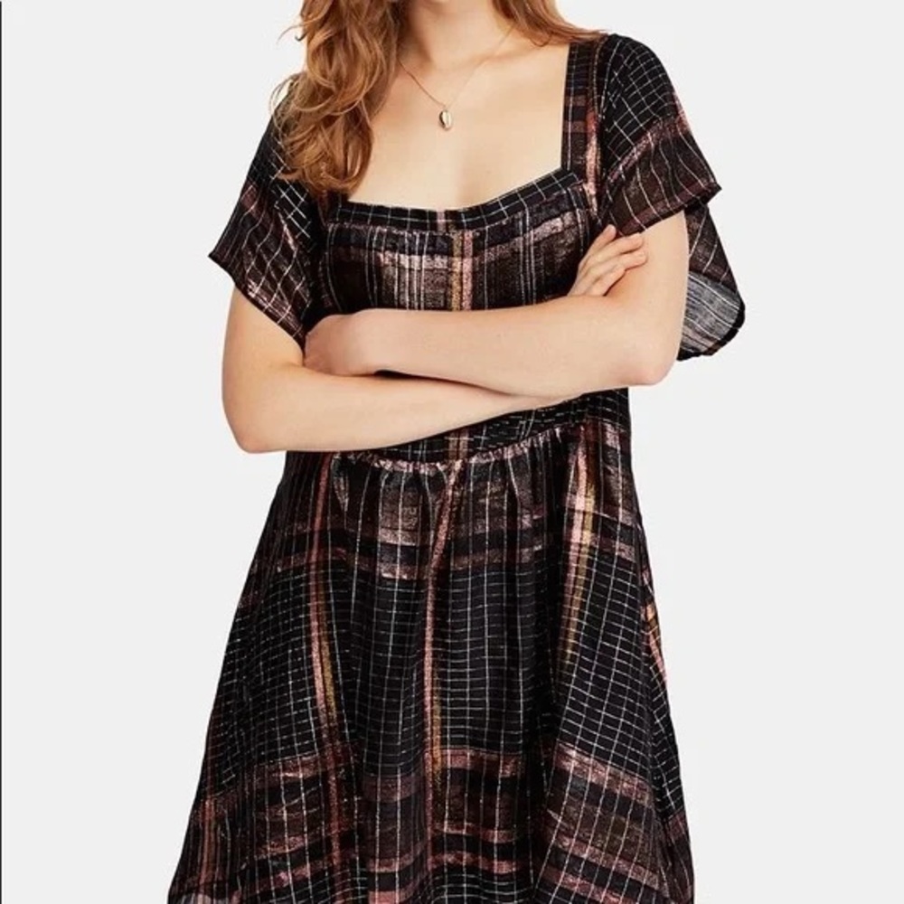 Free People Barcelona Plaid
Mini Dress Tunic Black
Copper Shimmer Metallic